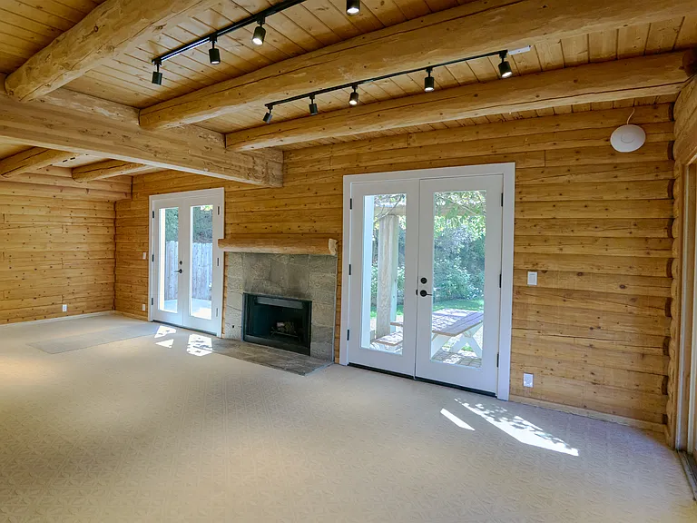 373 Loftyhill Dr — Photo 10