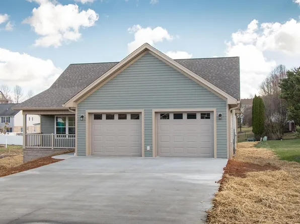 17140 Sedona Dr, Abingdon, VA 24211