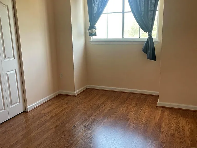 2040 Alta Meadows Ln #1605 — Photo 3