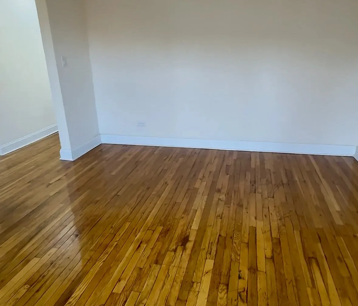 2 bed, 800 sqft, $2,800 — Photo 2