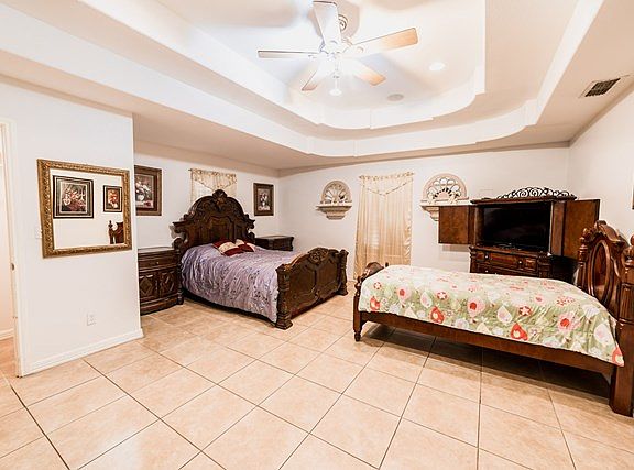 3rd image of 3320 Alcatraz St