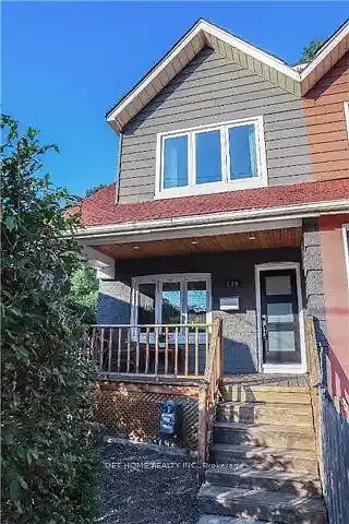 339 Coxwell Ave #1 — Photo 7