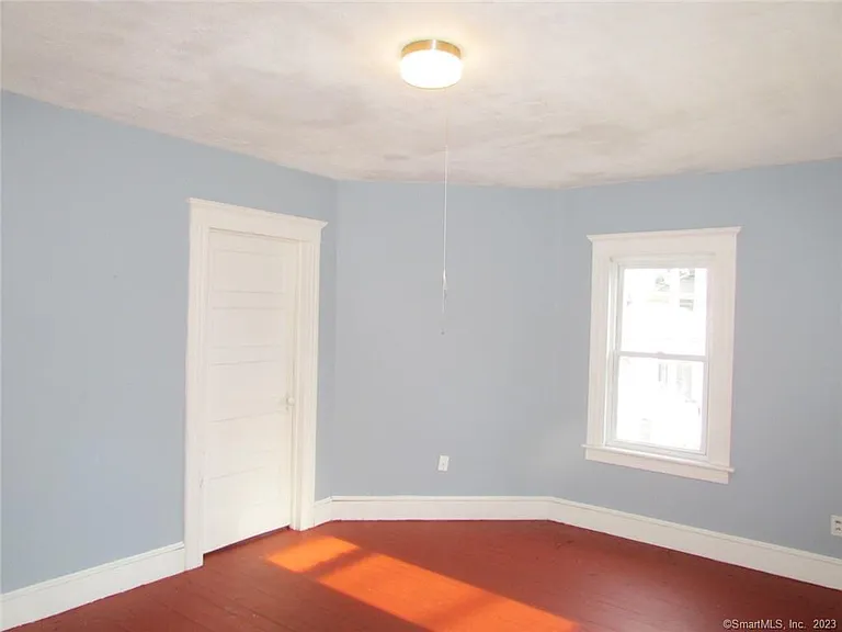 93 E Elm St #U2 — Photo 8