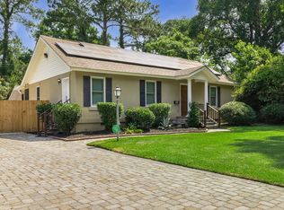 402 E 64th St, Savannah, GA 31405