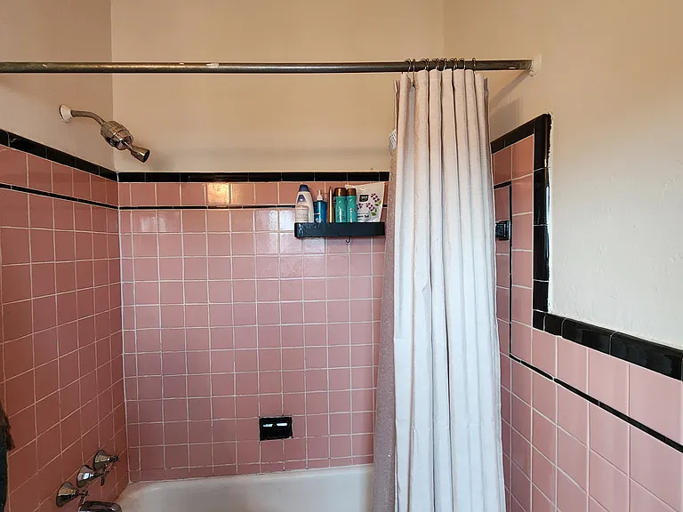 4116 Spruce St #4R — Photo 25