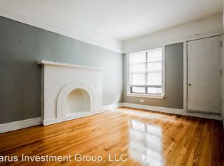 4232 S Michigan Ave APT 2W, Chicago, IL 60653