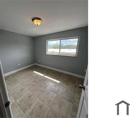 1955 NW 5th Pl #12 — Photo 10