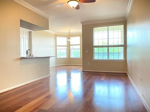 2nd image of 7575 Kirby Dr APT 1312