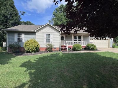 10 Braxton Ln, Thomasville, NC, 27360