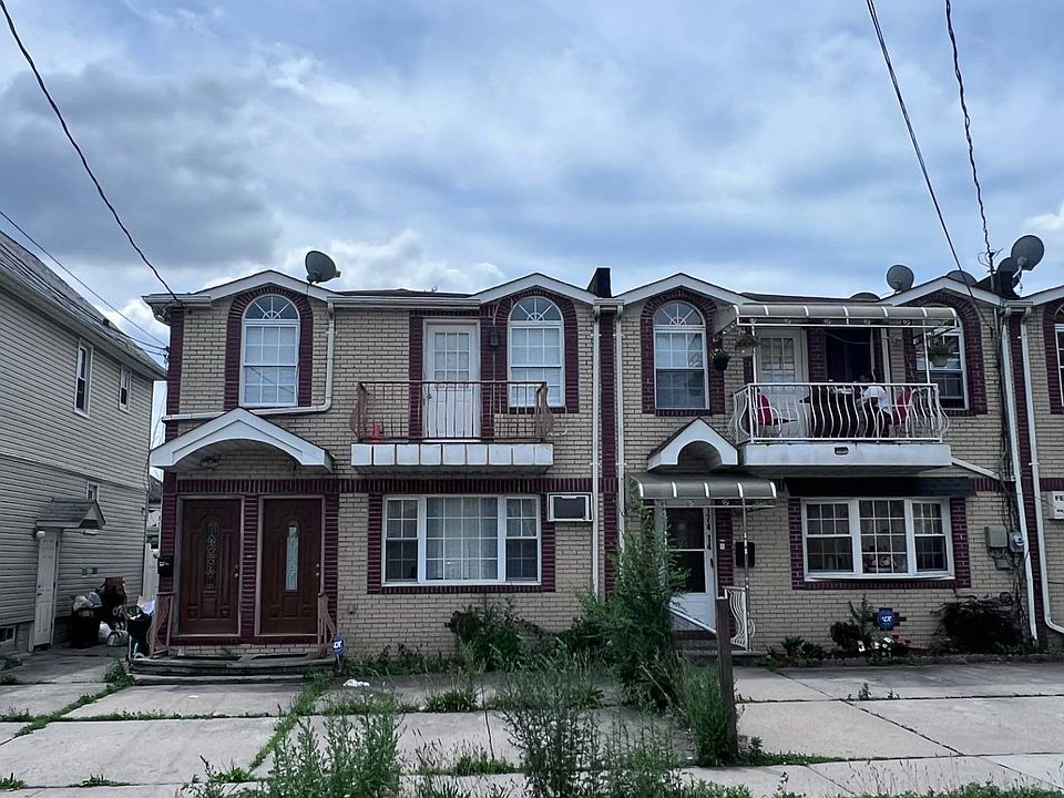 2nd image of 17416 125th Ave