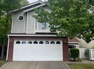 4048 Eastwood Village Ln, Carmichael, CA 95608