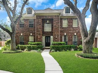 4811 Rebel Ridge Dr, Sugar Land, TX 77478