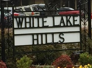 620 Blue Lake Dr, Fort Worth, TX 76103