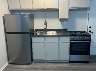 1526 E Superior St APT 1, Duluth, MN 55812