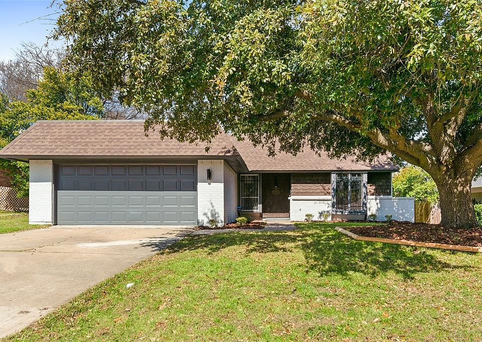 1st image of 2854 Portales Dr