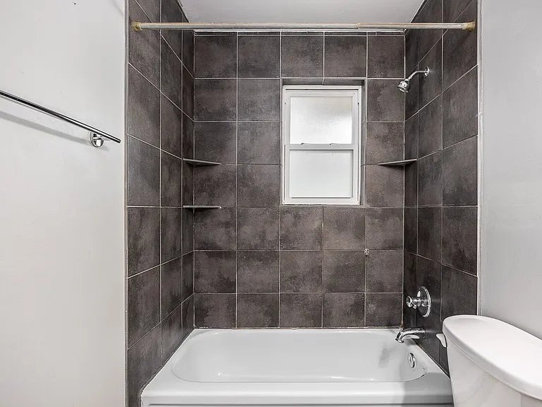 1412 Edgehill Ave #2 — Photo 21