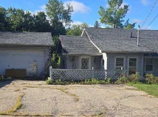 24857 W North Rd, Lake Villa, IL 60046