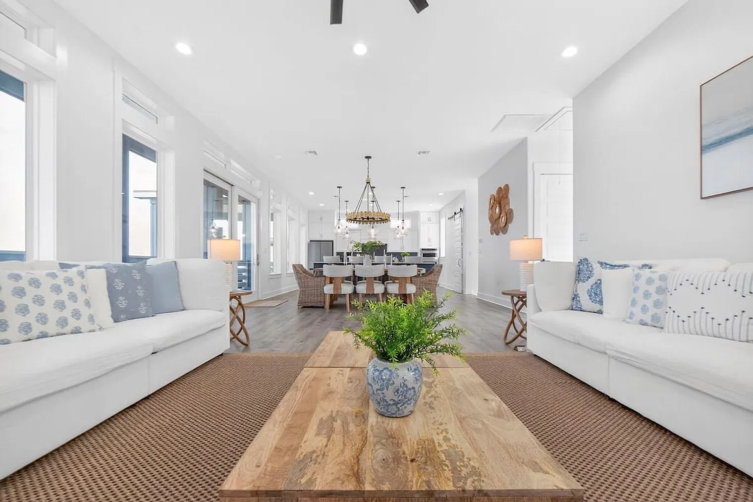 6 bed, 6.0 bath, $18,346 — Photo 2