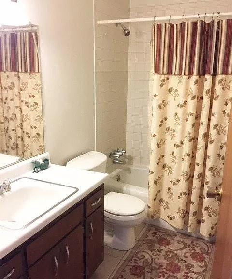 1665 E Phebe Ln — Photo 9