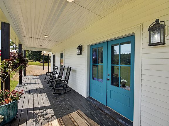 4th image of 1090 Hatcher Rd