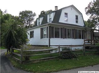 34 6th St, Hazlet, NJ 07730