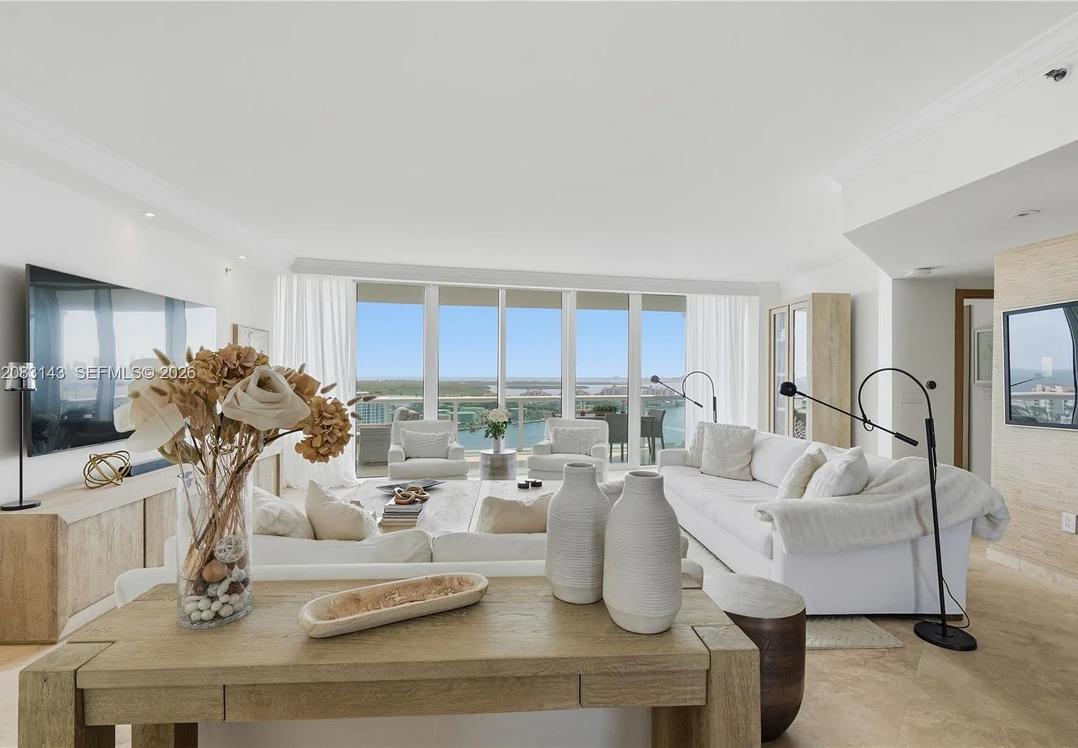 Murano At Portofino Condo — Photo 3