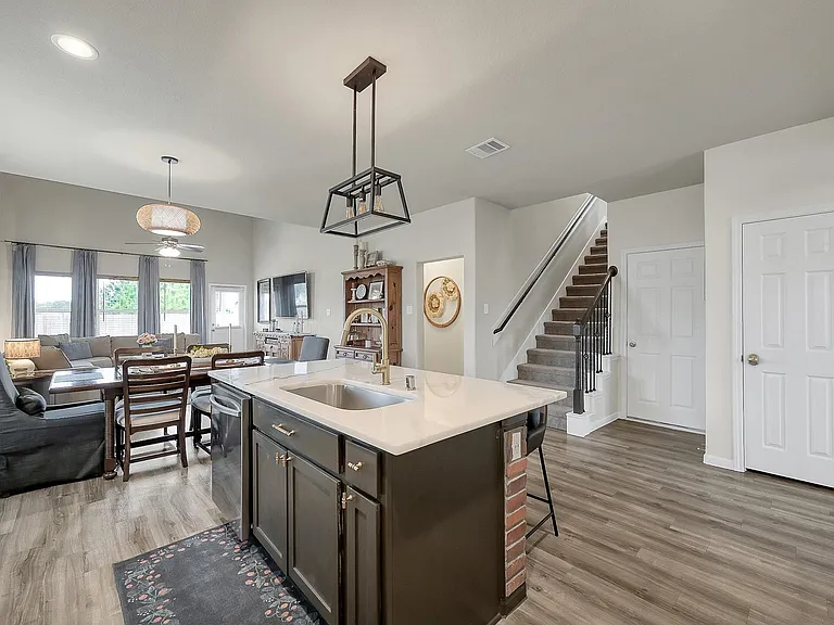679 Red Elm Ln — Photo 11