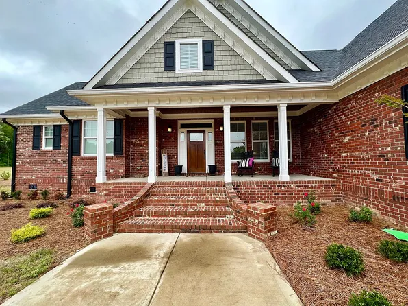 4705 Wade Stedman Rd, Wade, NC 28395