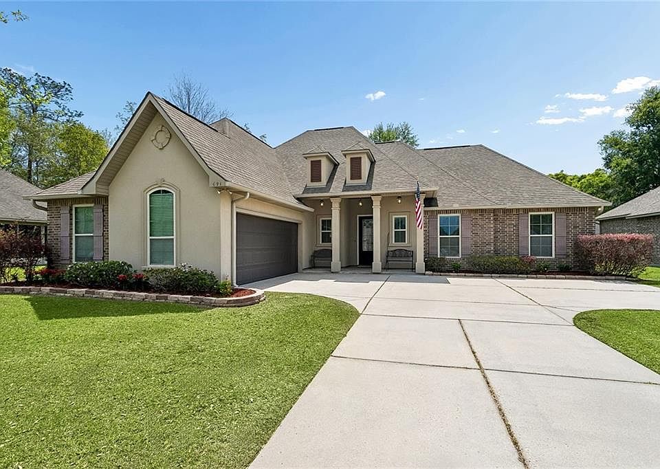 1st image of 691 Elissa Ln