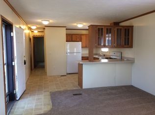 211 Central Skokie Rd, Lake Bluff, IL 60044