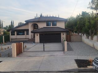 20454 Strathern St, Winnetka, CA 91306