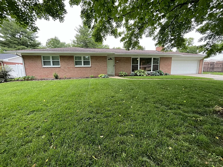 47 Carnation Dr — Photo 7