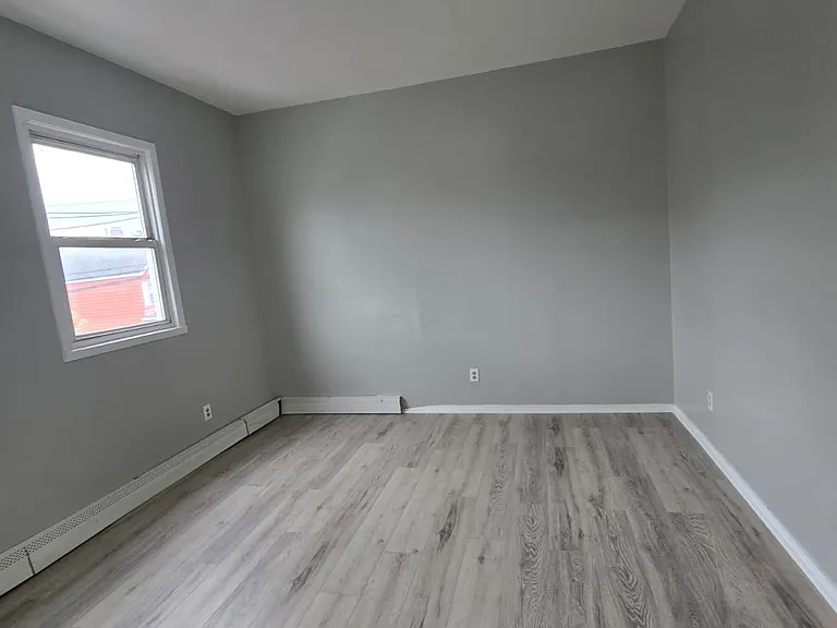 231 3rd St #2A — Photo 4