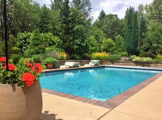 1356 NW F St, Grants Pass, OR 97526