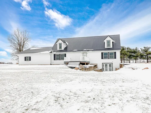 835 N 650th Rd E, Pierceton, IN 46562