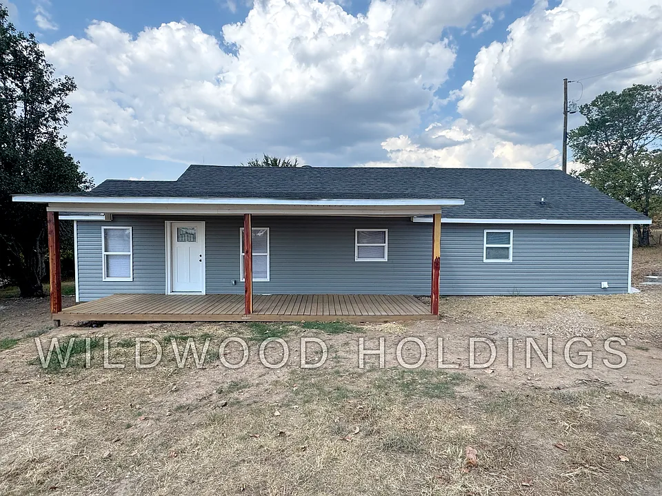 409 Thorman Ln