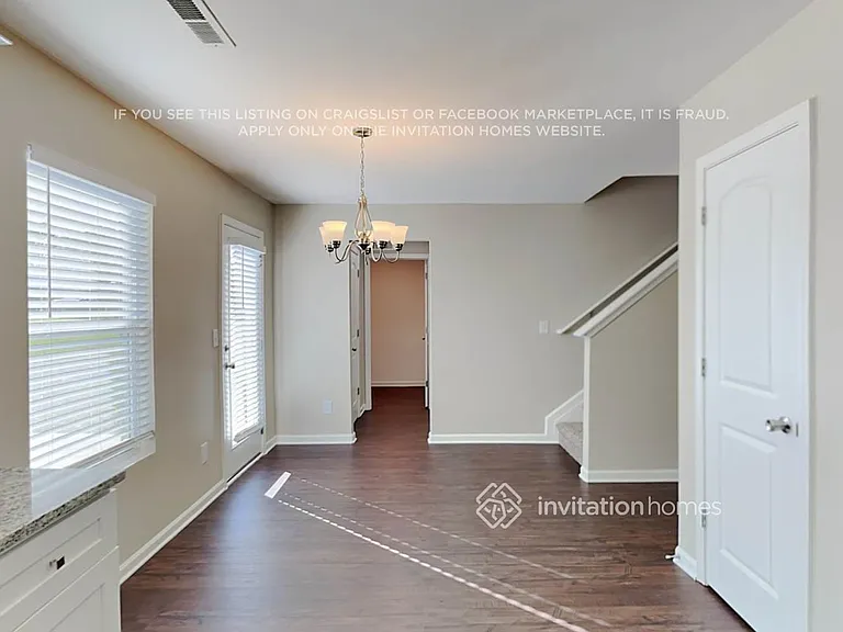 1357 Steven Dr — Photo 8