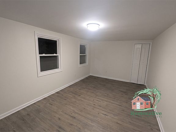 3rd image of 407 Greenwich St