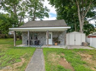 952 Florence Ave, Schenectady, NY 12303