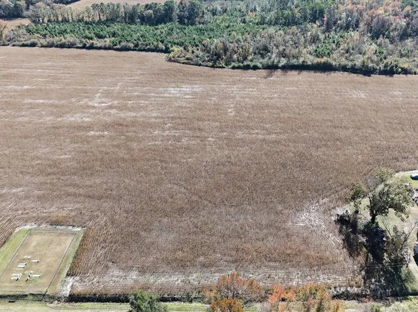 Near Outlaws Bridge Road, Albertson, NC 28508