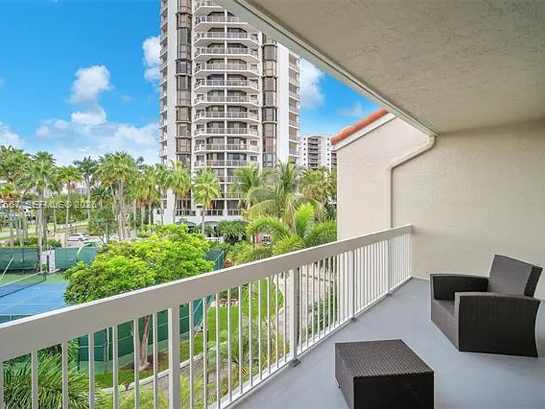 21391 Marina Cove Cir #Townhouse 14-K — Photo 40