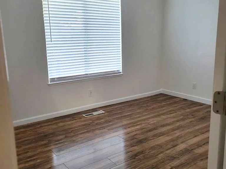 4655 Bolero Dr — Photo 7