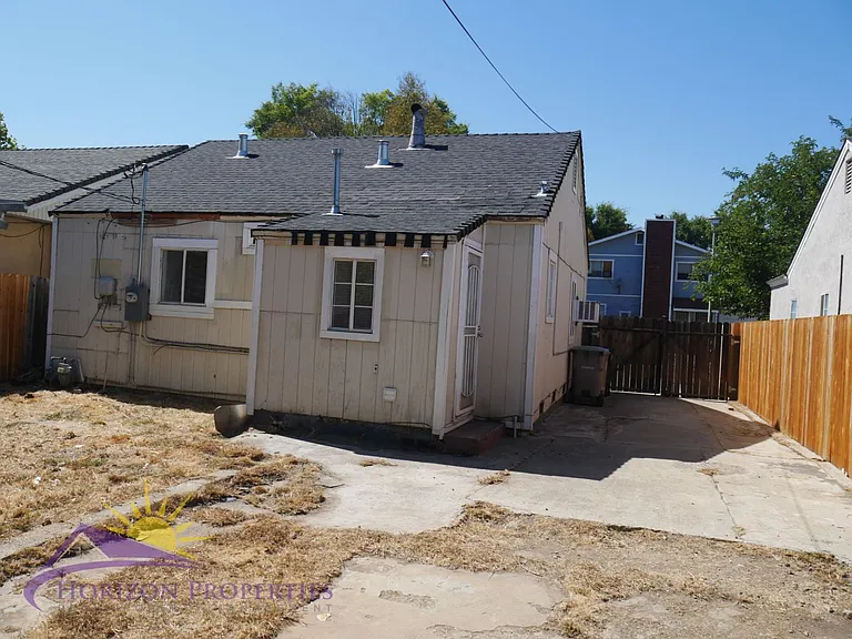 4111 32nd St — Photo 20