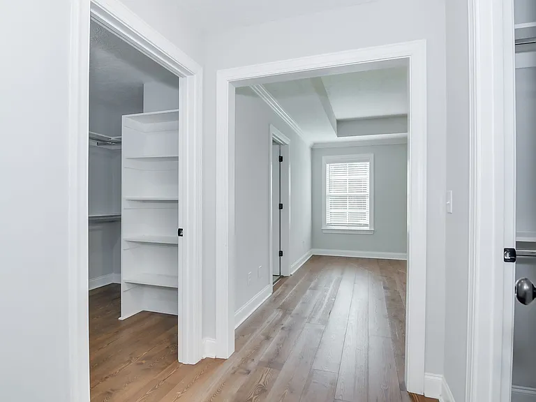 344 Colonnades Dr — Photo 30