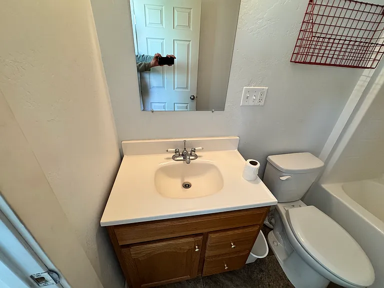 188 S Meridian #1 — Photo 10