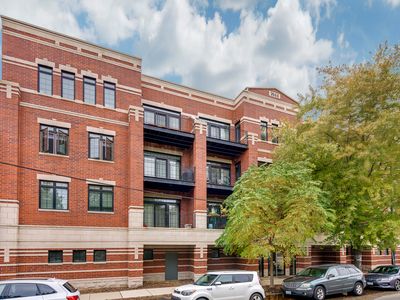 3844 N Ashland Ave #21, Chicago, IL, 60613