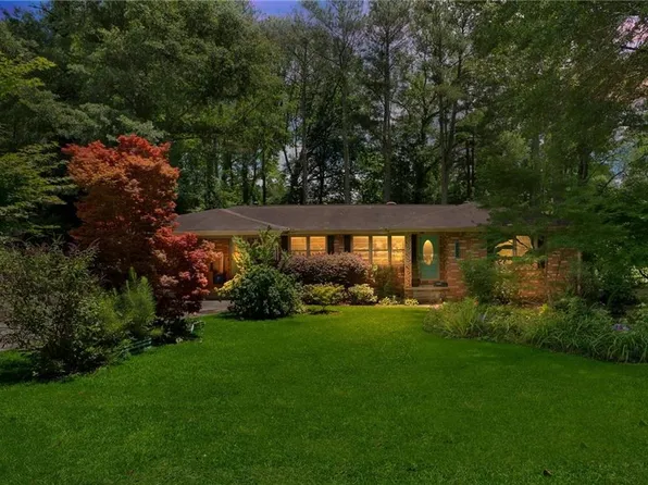 5400 Francis Ave, Stone Mountain, GA 30087