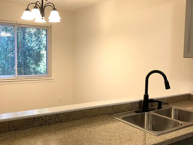 52 Country Place Ct — Photo 17