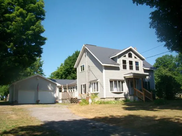 23 Church St, North Lawrence, NY 12967