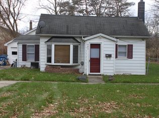 507 Front St, Holly, MI 48442